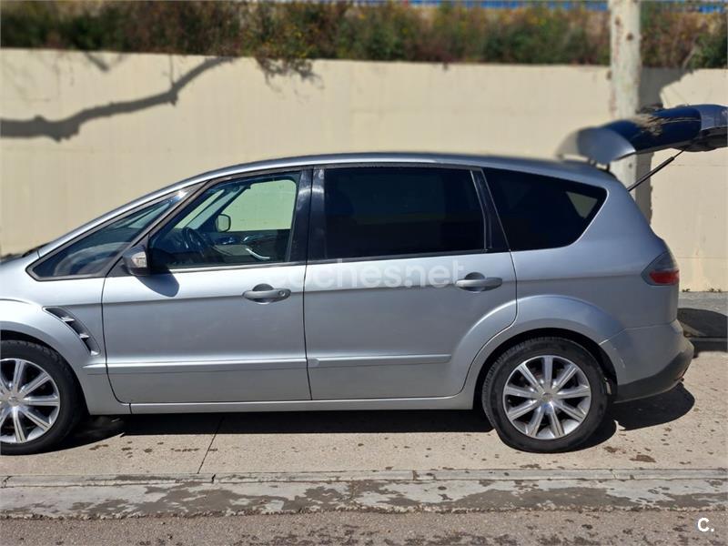 FORD S-MAX 2.0 TDCi Titanium