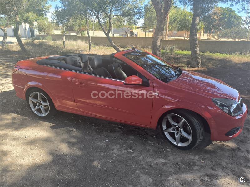 OPEL Astra Twin Top 1.9 CDTi Cosmo