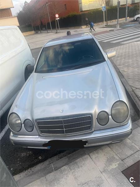 MERCEDES-BENZ Clase E