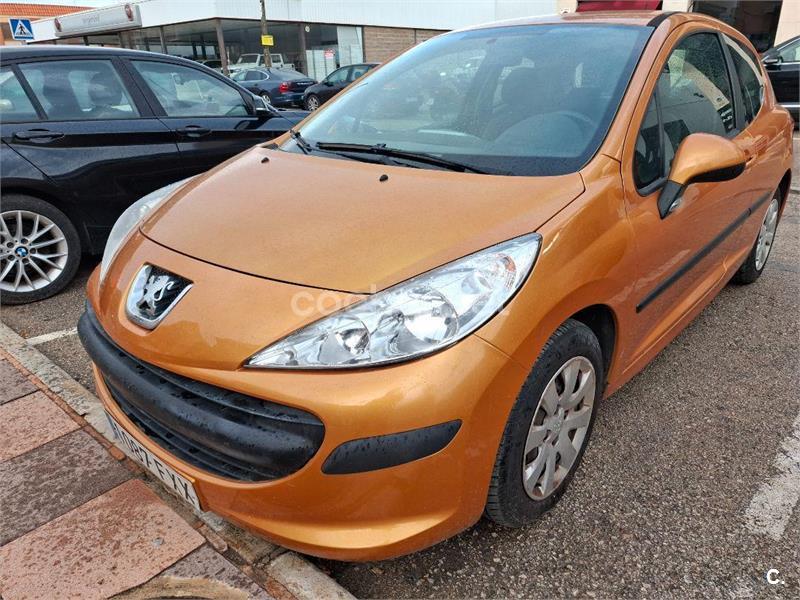 PEUGEOT 207