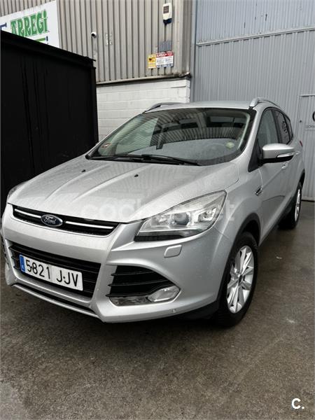 FORD Kuga 2.0 TDCi 150 4x2 ASS Titanium