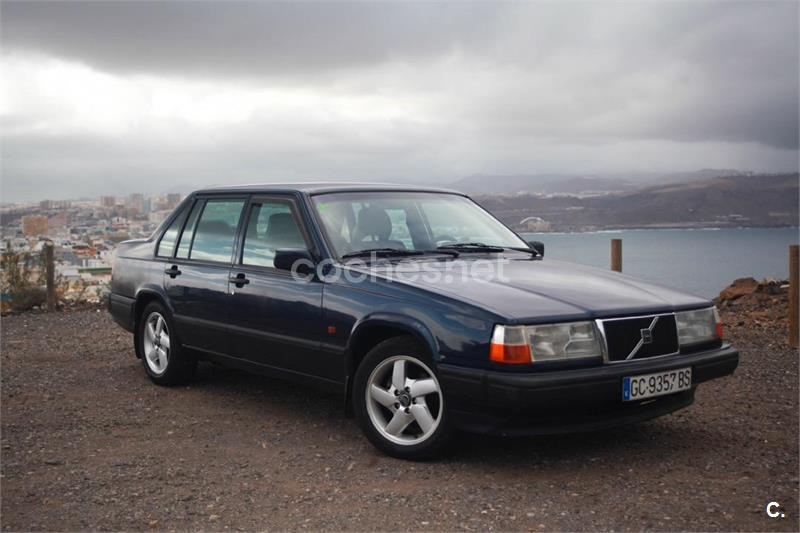 VOLVO 940