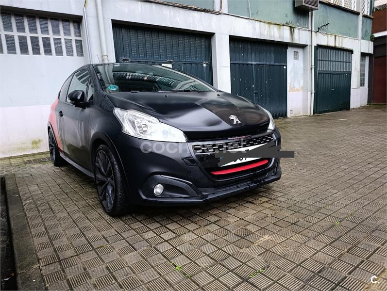 PEUGEOT 208 GTi 30th