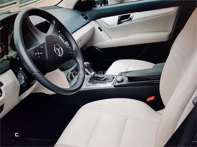 MERCEDES-BENZ Clase C