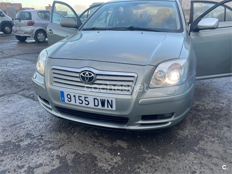 TOYOTA Avensis 1.8 VVTI SOL