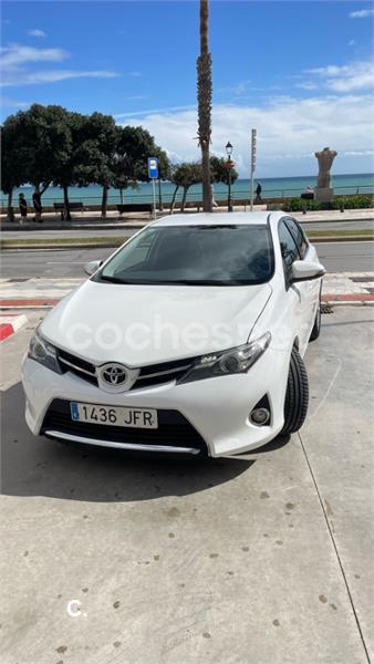 TOYOTA Auris 120D Active