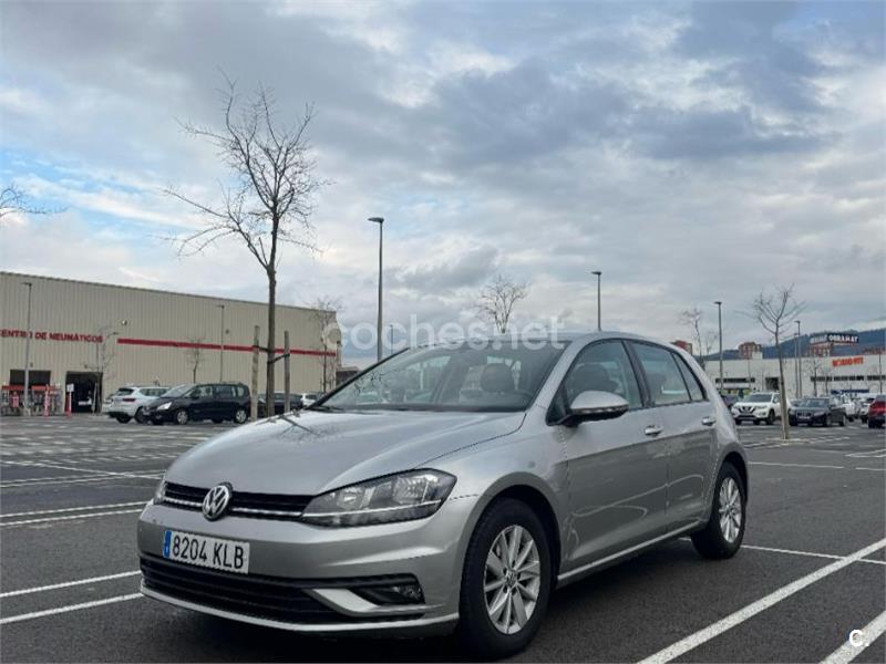 VOLKSWAGEN Golf Business 1.6 TDI
