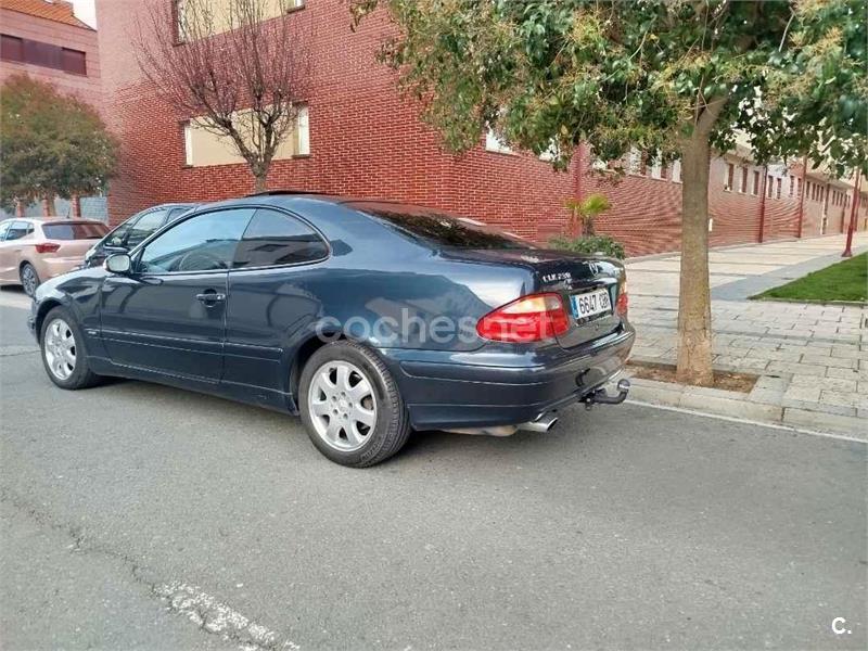 MERCEDES-BENZ Clase CLK