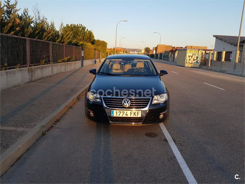 VOLKSWAGEN Passat 2.0 TDI Highline DSG
