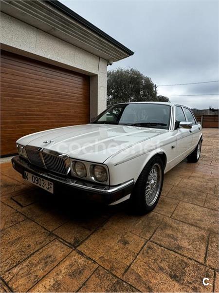 JAGUAR Serie XJ
