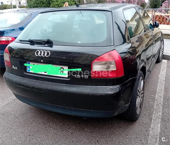 AUDI A3 o1.9 TDi Attraction