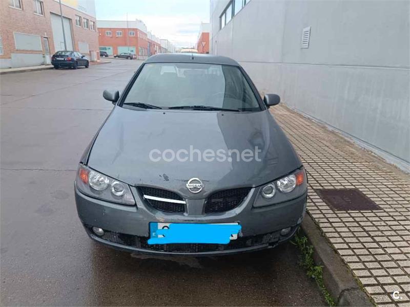 NISSAN Almera
