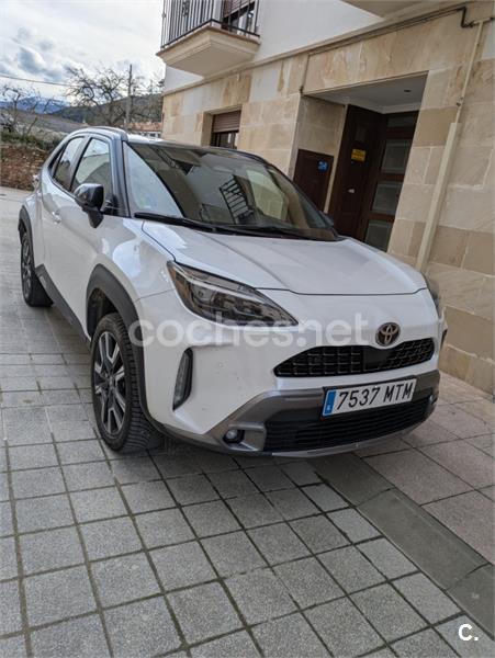TOYOTA Yaris Cross 1.5 130H Premiere Edition