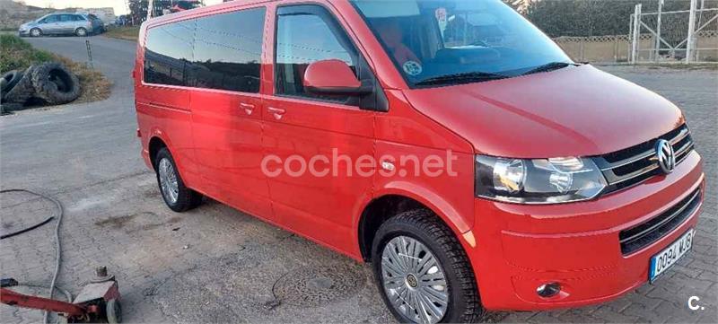 VOLKSWAGEN Caravelle