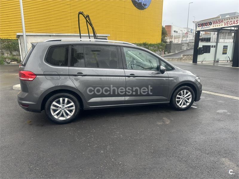 VOLKSWAGEN Touran Advance 1.6 TDI
