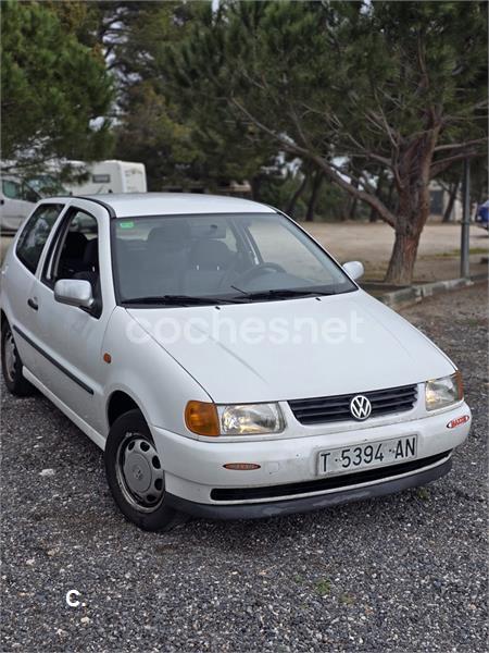 VOLKSWAGEN Polo 1.6 SPORT
