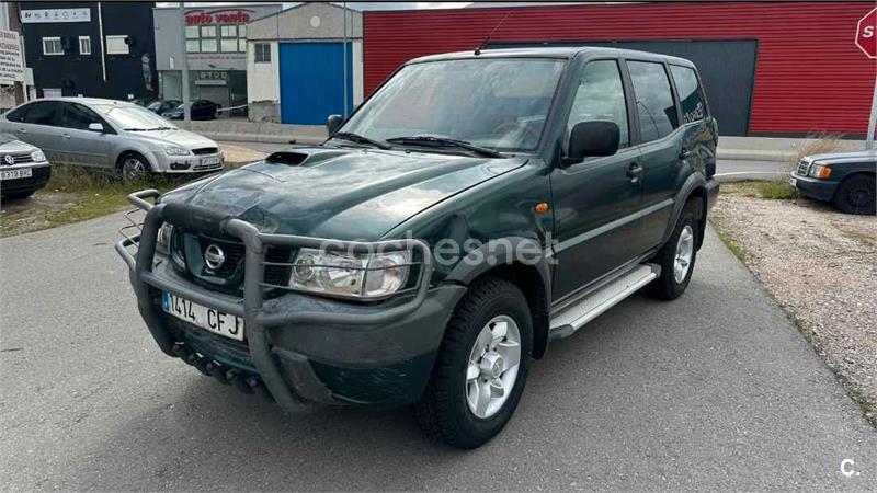 NISSAN Terrano II