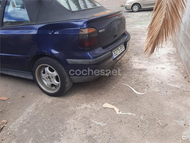 VOLKSWAGEN Golf 1.6 HIGHLINE