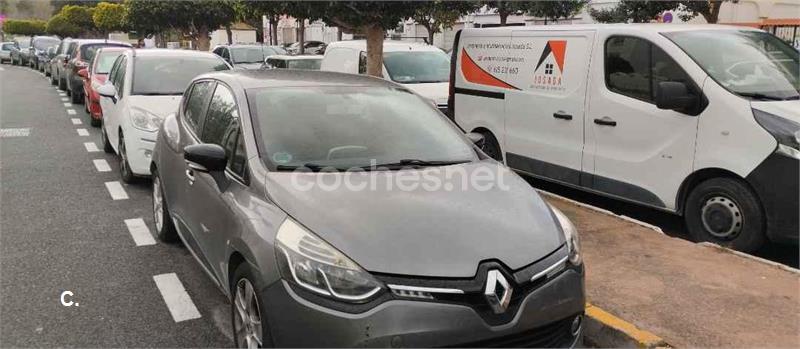 RENAULT Clio III