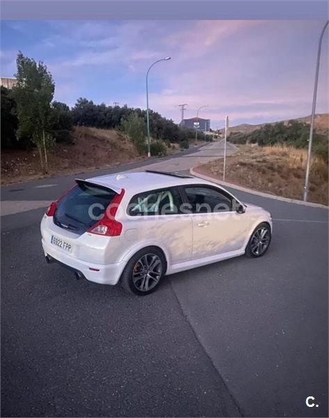 VOLVO C30