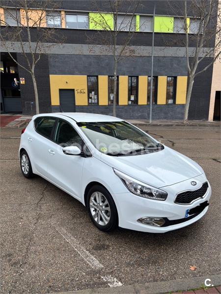 KIA ceed 1.6 CRDi VGT Drive