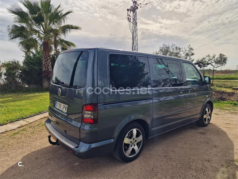 VOLKSWAGEN Multivan 2.5TDI 4MOTION HIGHLINE
