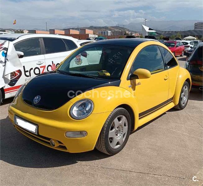 VOLKSWAGEN New Beetle