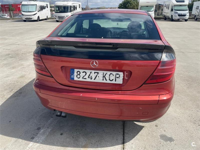 MERCEDES-BENZ Clase C