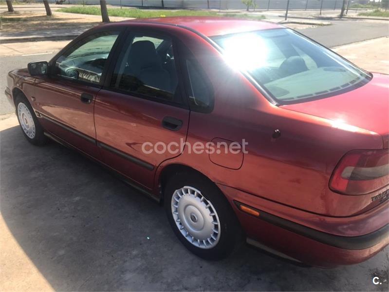 VOLVO S40