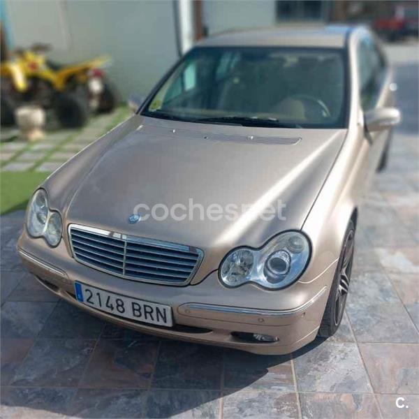 MERCEDES-BENZ Clase C