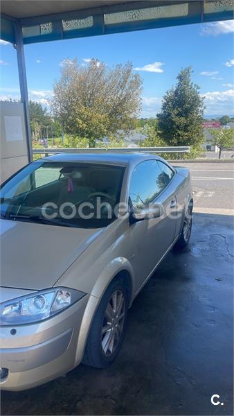 RENAULT Megane COUPECABR. CONFORT DYNAMIQUE 1.9DCI