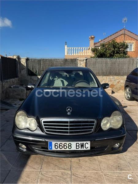 MERCEDES-BENZ Clase C