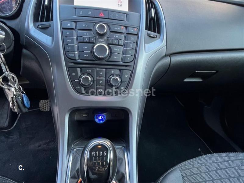 OPEL Astra 1.6 CDTi SS 136 CV Elegance
