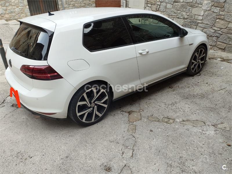 VOLKSWAGEN Golf GTI 2.0 TSI