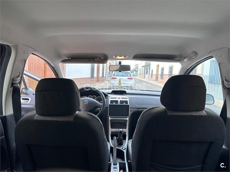 PEUGEOT 307 1.6 HDi 90 XR Clim Plus
