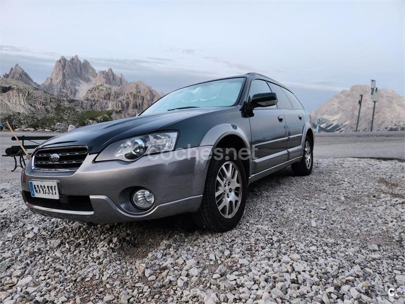 SUBARU Outback 2.5i