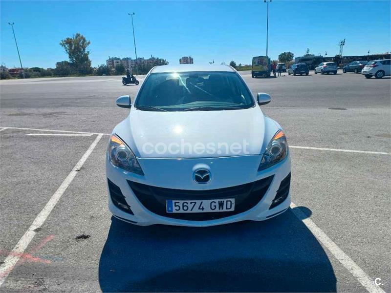 MAZDA Mazda3