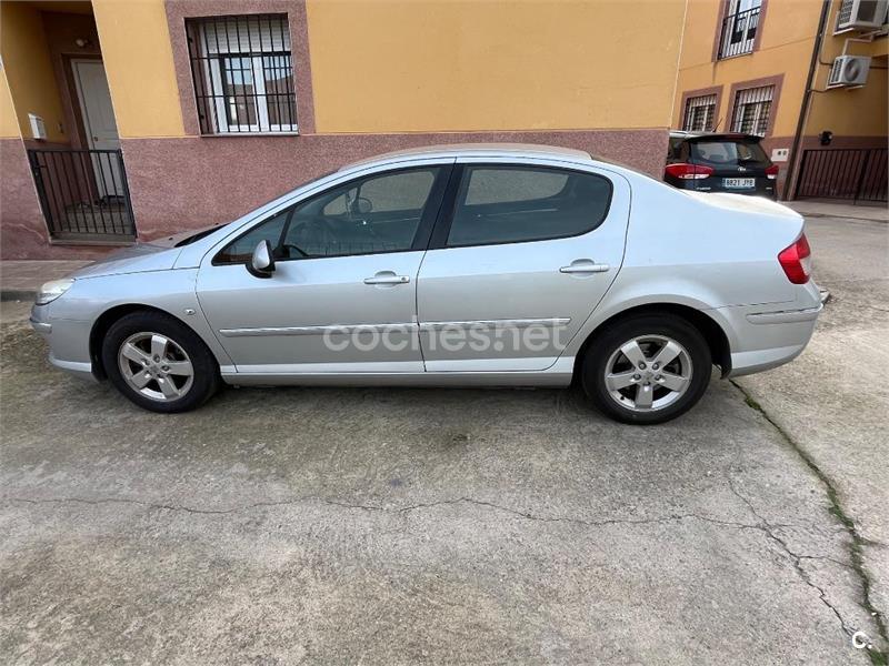 PEUGEOT 407