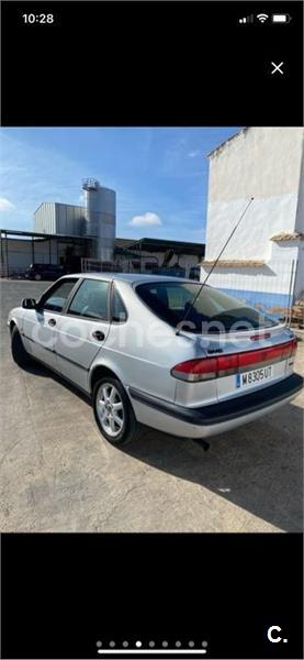 SAAB 900