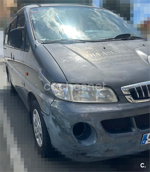HYUNDAI H1 2.5 CRDi