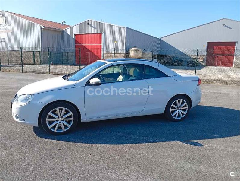 VOLKSWAGEN Eos