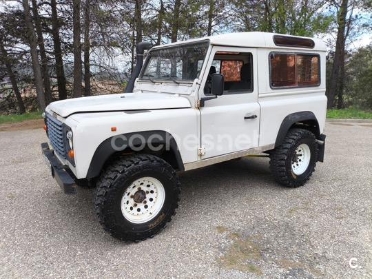 LAND-ROVER Defender