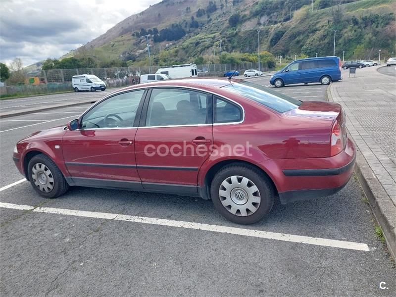 VOLKSWAGEN Passat 2.0 Comfortline