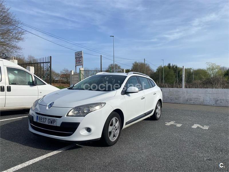 RENAULT Megane