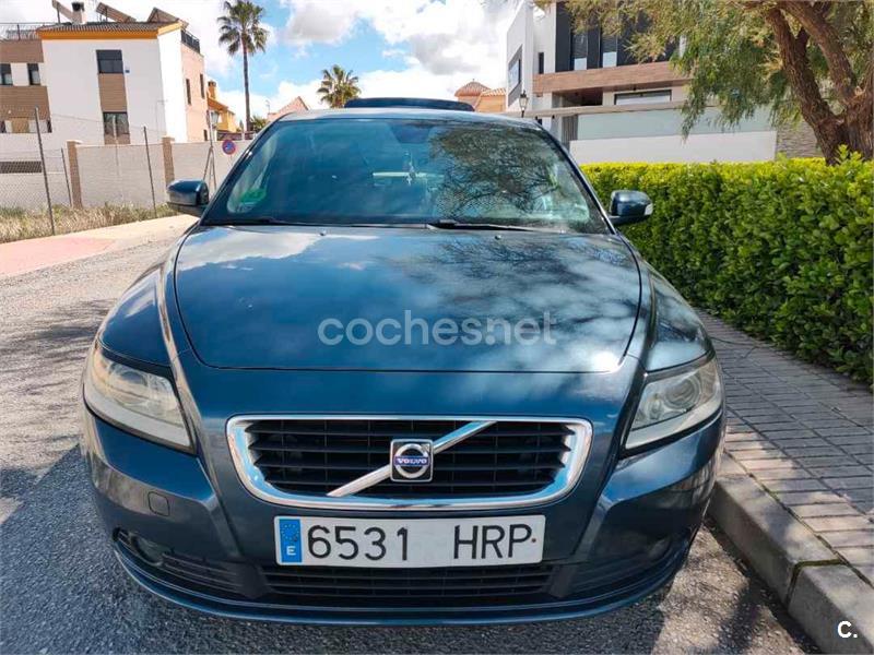 VOLVO S40