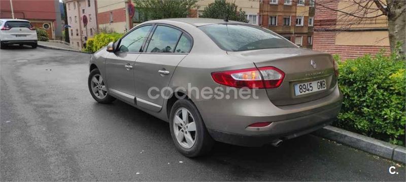 RENAULT Fluence