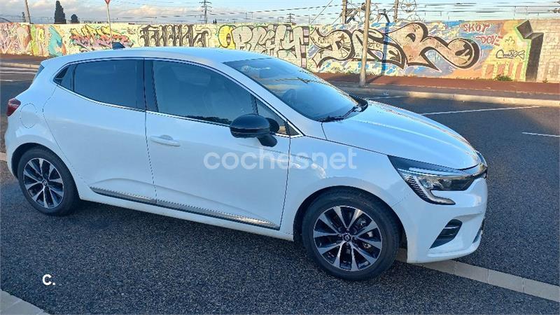 RENAULT Clio Techno ETech Hibrido