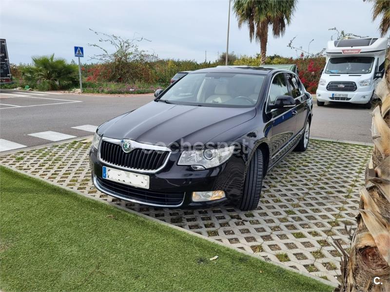 SKODA Superb 2.0 TDI PD DPF DSG Exclusive