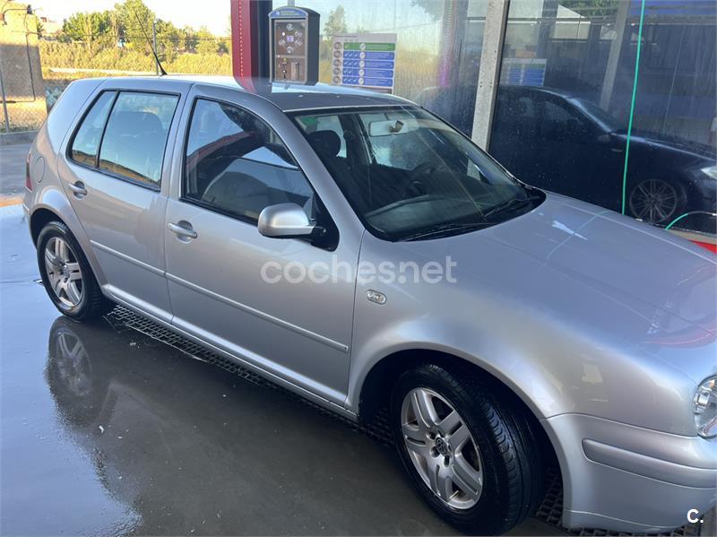 VOLKSWAGEN Golf 1.9 TDi Highline