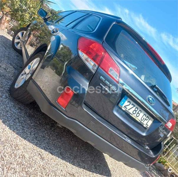 SUBARU Outback